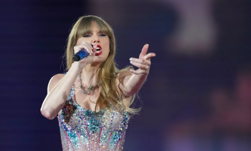 Taylor Swift Eras Tour Concert In Sydney Affected Due To Lighting Strikes, Fans Evacuated From Accor Stadium